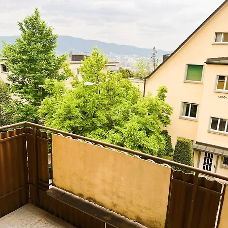 아파트 Center Flats With Balcony Garden View Rigi Self Checkin